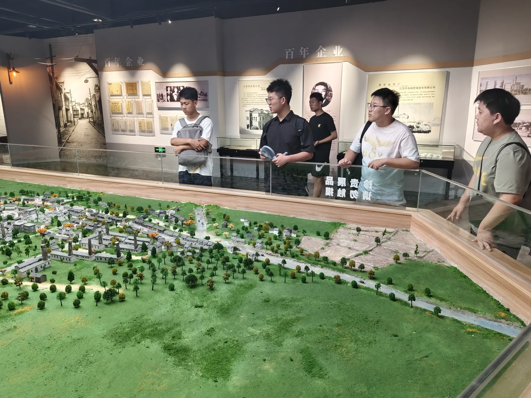 常州运河五号，城市模型帮助理解工业遗存所在的水系与街区位置。